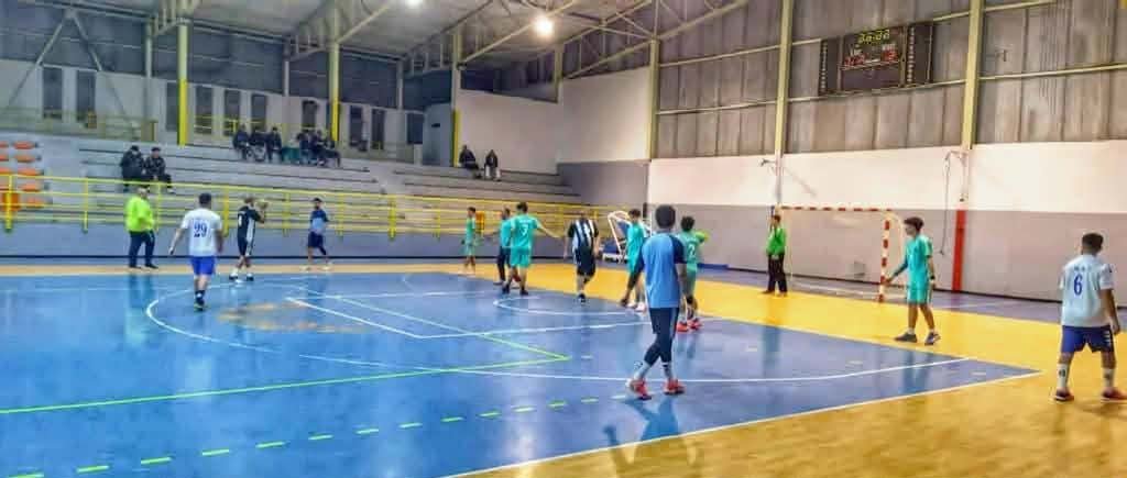 القاعة المتعدد الرياضات  شرشال ( محي الدين سويلاماس )